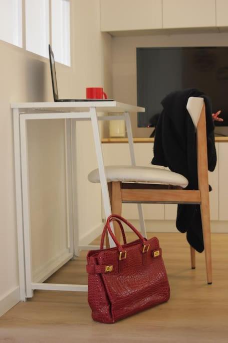 Le Cocoon - Appartement Dans Maison Du Xviieme Siecle Fougères Buitenkant foto
