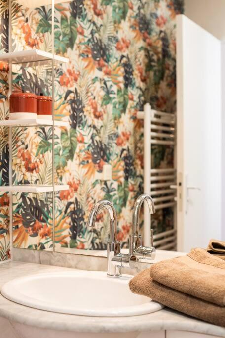 Le Cocoon - Appartement Dans Maison Du Xviieme Siecle Fougères Buitenkant foto