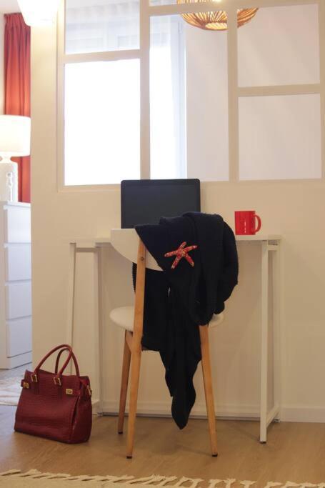 Le Cocoon - Appartement Dans Maison Du Xviieme Siecle Fougères Buitenkant foto